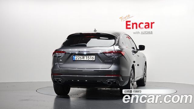 Maserati Levante 3.0 AWD GranSport 2018 — фото 4