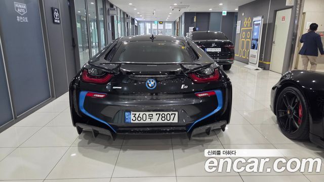 BMW i8 Coupe 2016 — фото 4