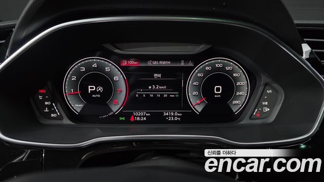 Audi Q3 (F3) 40 TFSI Quattro Premium 2025 — фото 8