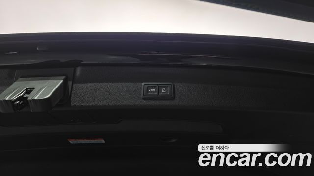 Audi Q3 (F3) 40 TFSI Quattro Premium 2025 — фото 15
