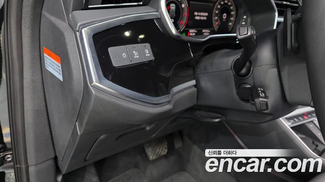 Audi Q3 (F3) 40 TFSI Quattro Premium 2025 — фото 18
