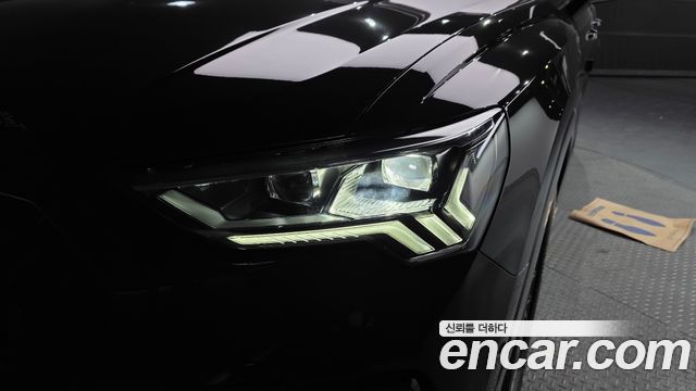 Audi Q3 (F3) 40 TFSI Quattro Premium 2025 — фото 22
