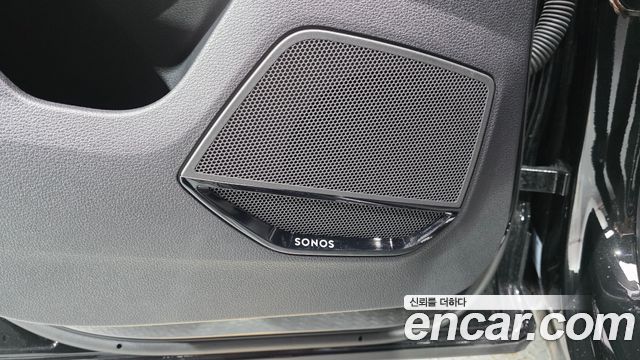 Audi Q3 (F3) 40 TFSI Quattro Premium 2025 — фото 28