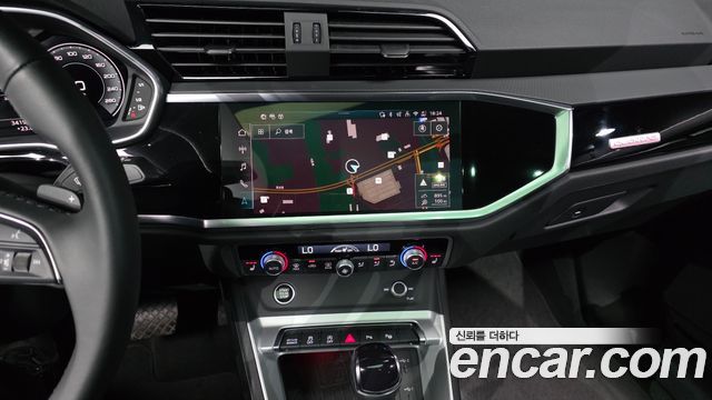 Audi Q3 (F3) 40 TFSI Quattro Premium 2025 — фото 31