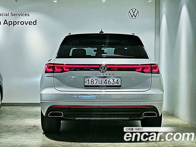 Volkswagen Touareg (III) 3.0 TDI Prestige 2024 — фото 4
