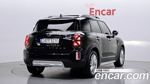 MINI Cooper Countryman Classic Plus Launch Pack 2nd Gen 2023 — фото 2