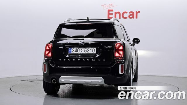 MINI Cooper Countryman Classic Plus Launch Pack 2nd Gen 2023 — фото 4