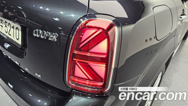 MINI Cooper Countryman Classic Plus Launch Pack 2nd Gen 2023 — фото 29