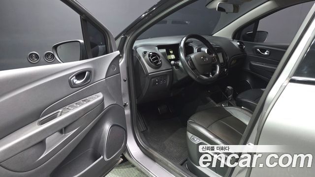 Renault Korea QM3 RE 2019 — фото 10