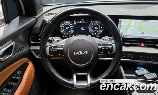 Kia Sportage (V) Diesel 2.0 4WD Signature 2022 — фото 17