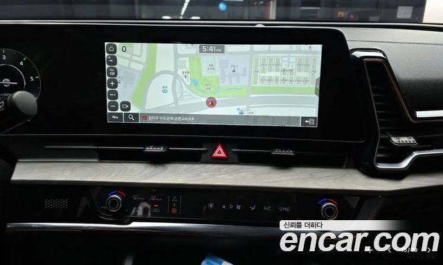 Kia Sportage (V) Diesel 2.0 4WD Signature 2022 — фото 19