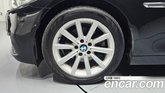 BMW 5 Series (F10) 528i 2015 — фото 5