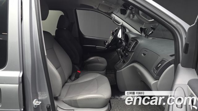 Hyundai Grand Starex Van 5-Seater Modern 2021 — фото 11