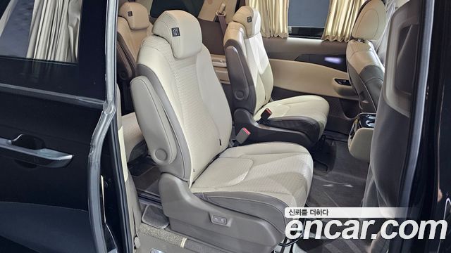Kia Carnival (IV) Diesel 9-Seater Hi-Limousine Signature 2022 — фото 13