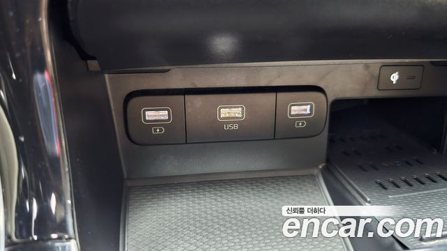 Kia Carnival (IV) Diesel 9-Seater Hi-Limousine Signature 2022 — фото 14