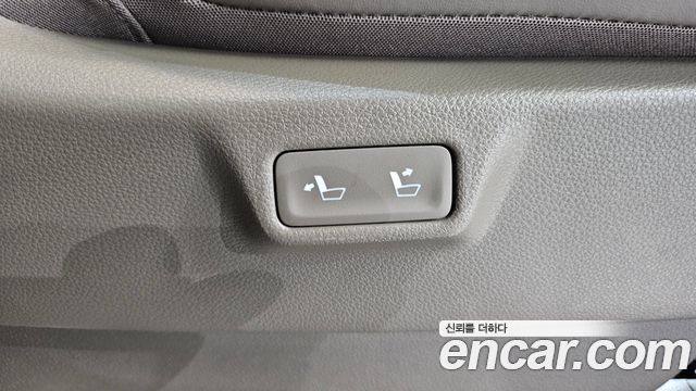 Kia Carnival (IV) Diesel 9-Seater Hi-Limousine Signature 2022 — фото 19
