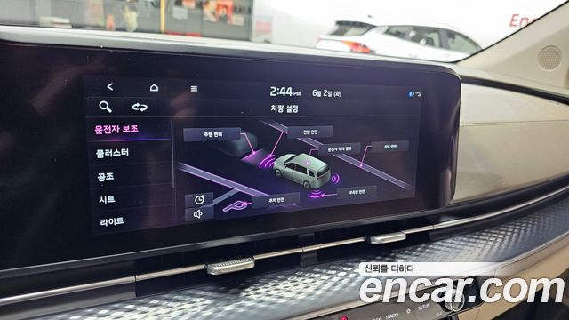 Kia Carnival (IV) Diesel 9-Seater Hi-Limousine Signature 2022 — фото 31