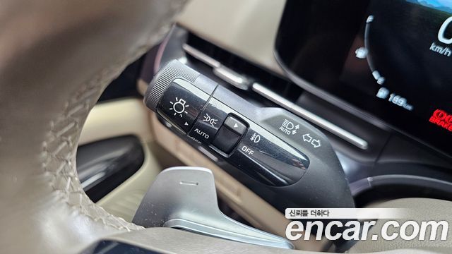 Kia Carnival (IV) Diesel 9-Seater Hi-Limousine Signature 2022 — фото 38
