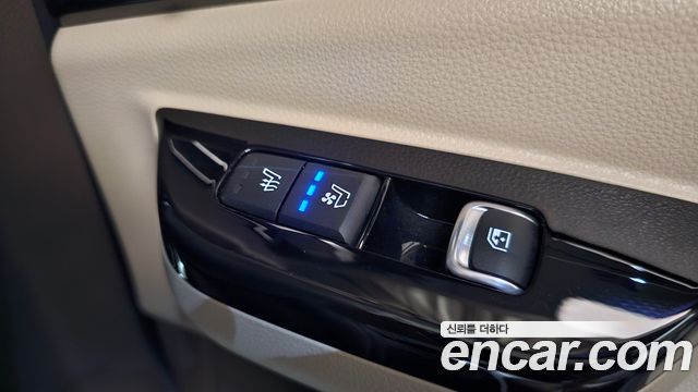 Kia Carnival (IV) Diesel 9-Seater Hi-Limousine Signature 2022 — фото 40