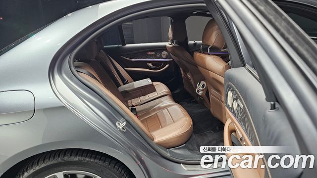 Mercedes-Benz E-Class (W213) E350 4MATIC Avantgarde 2022 — фото 11