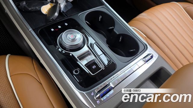 Kia Carnival (IV) HEV 7-Seater Hi-Limousine (Special vehicle) 2024 — фото 9
