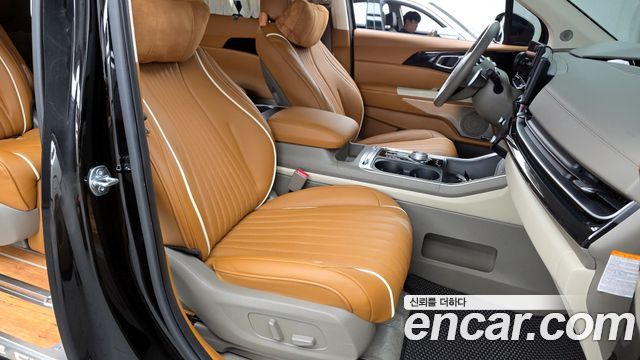 Kia Carnival (IV) HEV 7-Seater Hi-Limousine (Special vehicle) 2024 — фото 11