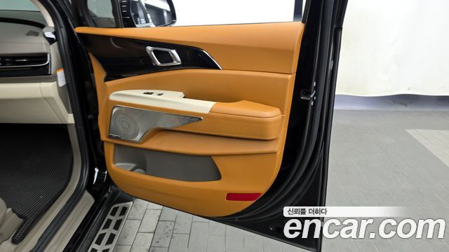 Kia Carnival (IV) HEV 7-Seater Hi-Limousine (Special vehicle) 2024 — фото 25
