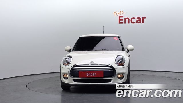 MINI Cooper D Standard 3rd 2015 — фото 3
