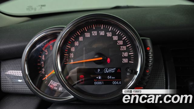 MINI Cooper D Standard 3rd 2015 — фото 8