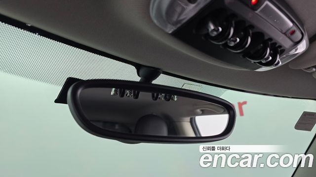 MINI Cooper D Standard 3rd 2015 — фото 20
