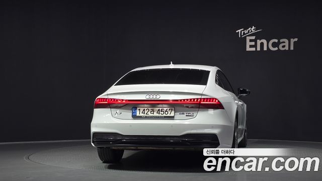 Audi A7 (4K) 55 TFSI Quattro Premium 2023 — фото 4