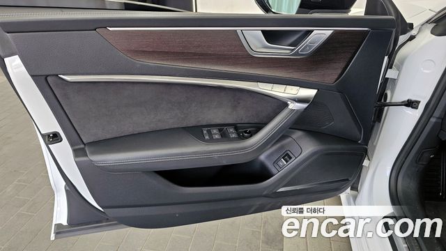 Audi A7 (4K) 55 TFSI Quattro Premium 2023 — фото 24