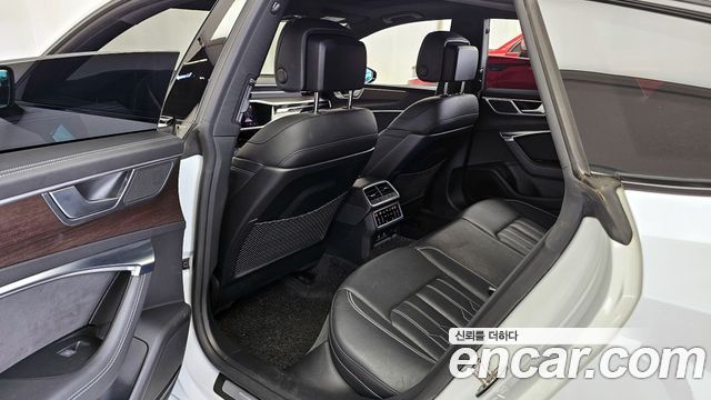 Audi A7 (4K) 55 TFSI Quattro Premium 2023 — фото 26