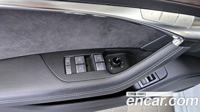 Audi A7 (4K) 55 TFSI Quattro Premium 2023 — фото 33