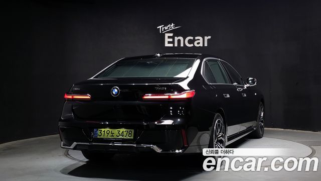 BMW 7 Series (G70) 740i xDrive M Sport 2025 — фото 2