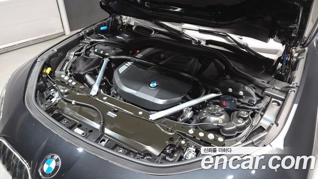 BMW 7 Series (G70) 740i xDrive M Sport 2025 — фото 6