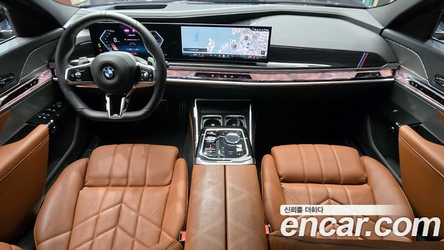 BMW 7 Series (G70) 740i xDrive M Sport 2025 — фото 7