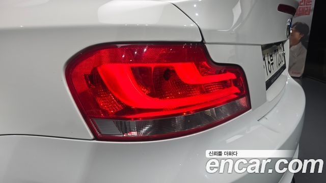 BMW 1 Series (E82) 120d Coupe 2011 — фото 23