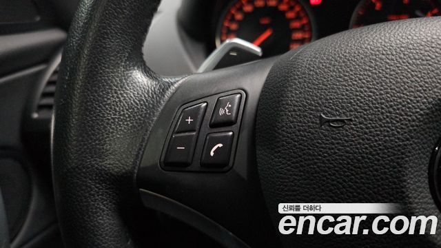 BMW 1 Series (E82) 120d Coupe 2011 — фото 31