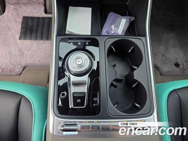 Kia Carnival (IV) Gasoline 9-Seater Hi Limousine (7-seater Limousine(Special vehicle) 2025 — фото 8