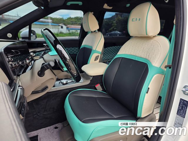 Kia Carnival (IV) Gasoline 9-Seater Hi Limousine (7-seater Limousine(Special vehicle) 2025 — фото 19