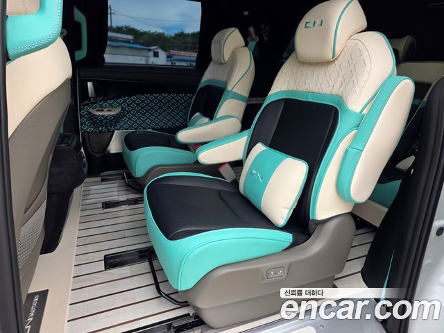 Kia Carnival (IV) Gasoline 9-Seater Hi Limousine (7-seater Limousine(Special vehicle) 2025 — фото 20