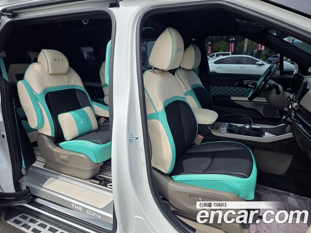 Kia Carnival (IV) Gasoline 9-Seater Hi Limousine (7-seater Limousine(Special vehicle) 2025 — фото 21