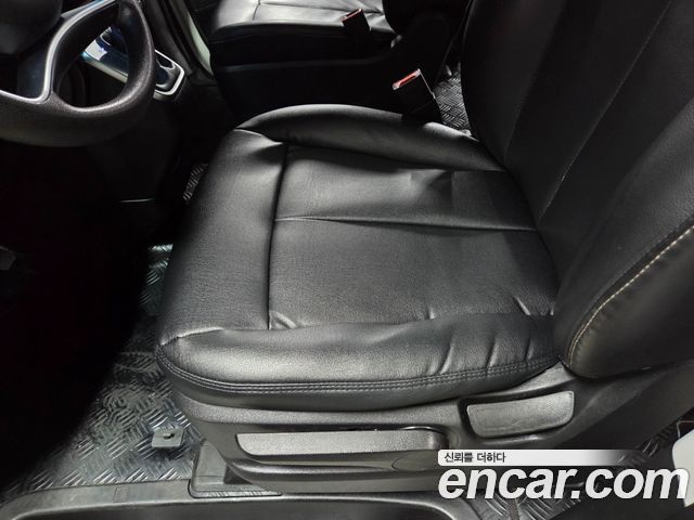 Hyundai Staria Cargo 5-Seater Smart 2023 — фото 10