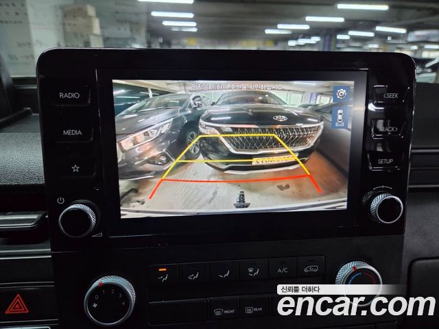 Hyundai Staria Cargo 5-Seater Smart 2023 — фото 15