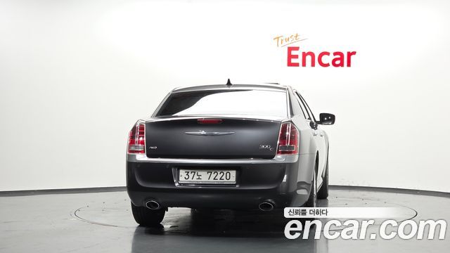Chrysler 300C 3.6 AWD 2014 — фото 4