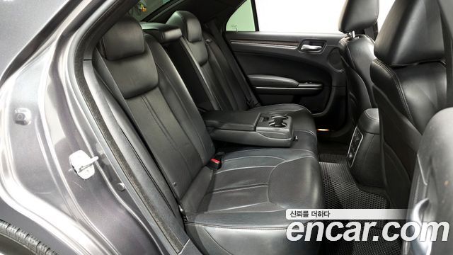 Chrysler 300C 3.6 AWD 2014 — фото 12