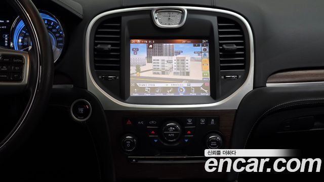 Chrysler 300C 3.6 AWD 2014 — фото 14
