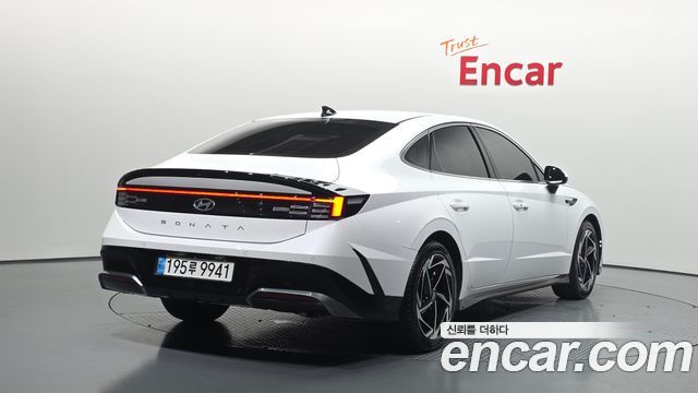 Hyundai Sonata The Edge (DN8) 1.6 Turbo Exclusive 2024 — фото 2
