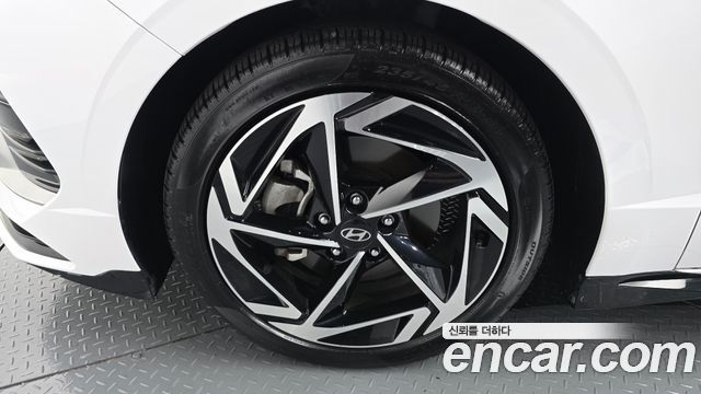 Hyundai Sonata The Edge (DN8) 1.6 Turbo Exclusive 2024 — фото 21